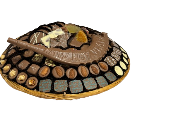 Rosh Hashana Dream Wicker Chocolate Gift Basket Deluxe